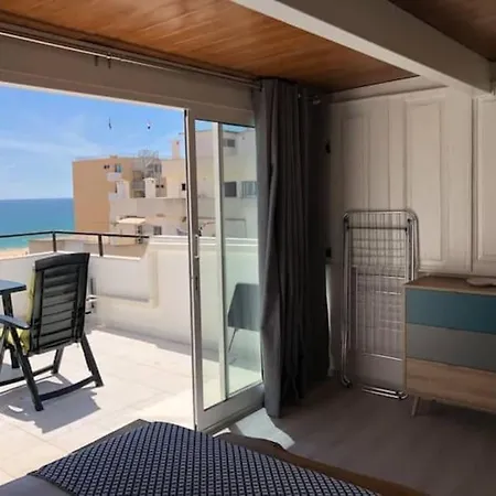 Apartment Sweet Colunas *